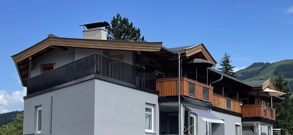 Property building, Balcony/Terrace, Mountain view