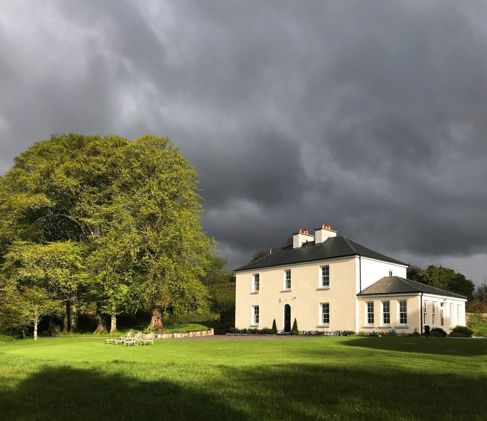 Property building, Garden, Coffee/tea facilities, Food, Lake view, Lake view, Dinner