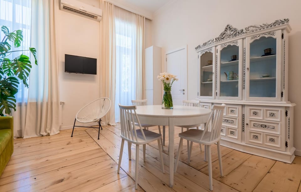Living room, Other, Seating area, Dining area