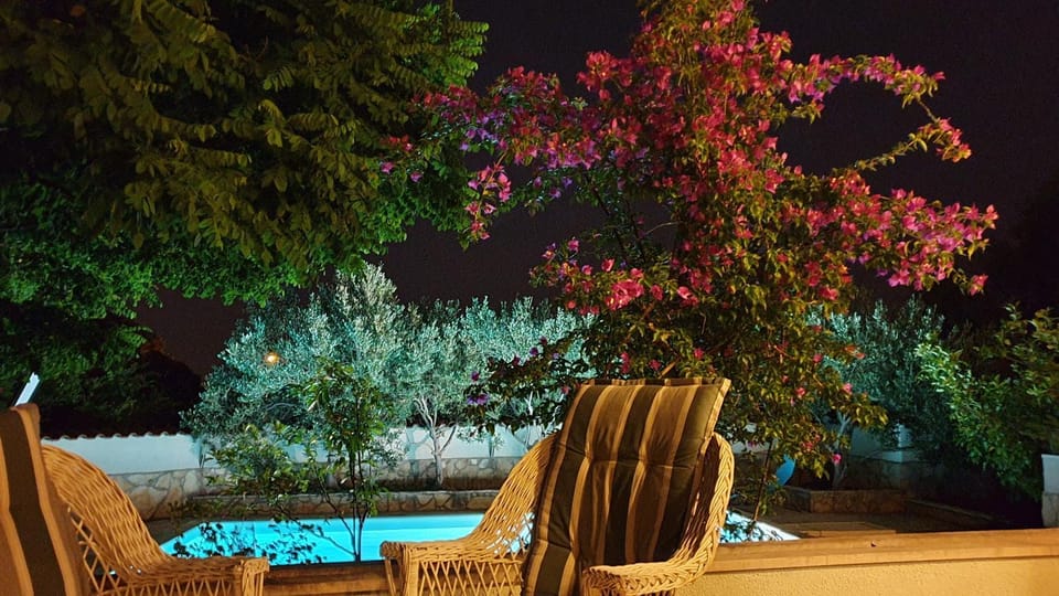 Garden, Garden view, Pool view