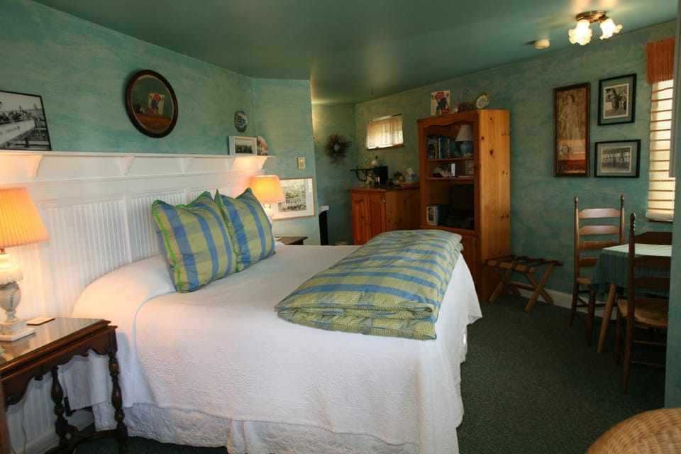 Shower, Toilet, Bed, Garden, Bathroom, TV and multimedia, Coffee/tea facilities, Balcony/Terrace, Seating area, Dining area, Bedroom