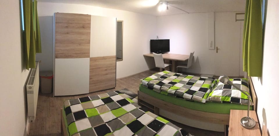Pferdehof Hölzl vlg. Blickner Apartment/Zimmer/Quartier Apartment in Spielberg