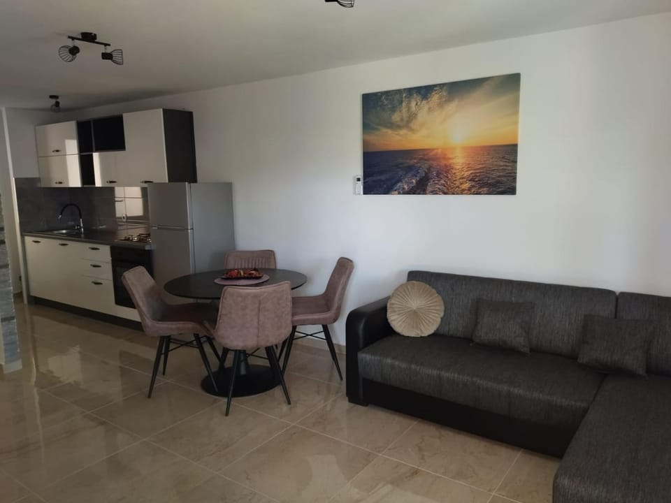 Niko-Kanica Apartment in Šibenik-Knin County, Croatia