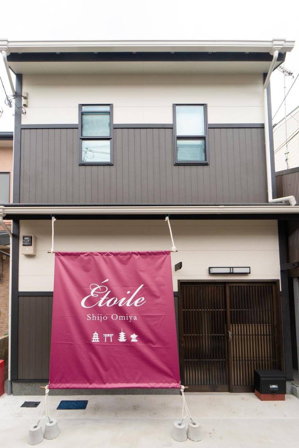 Property building, Day