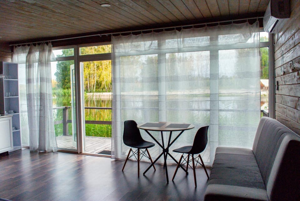 Kaniv Fish Club Apartment hotel in Ukraine