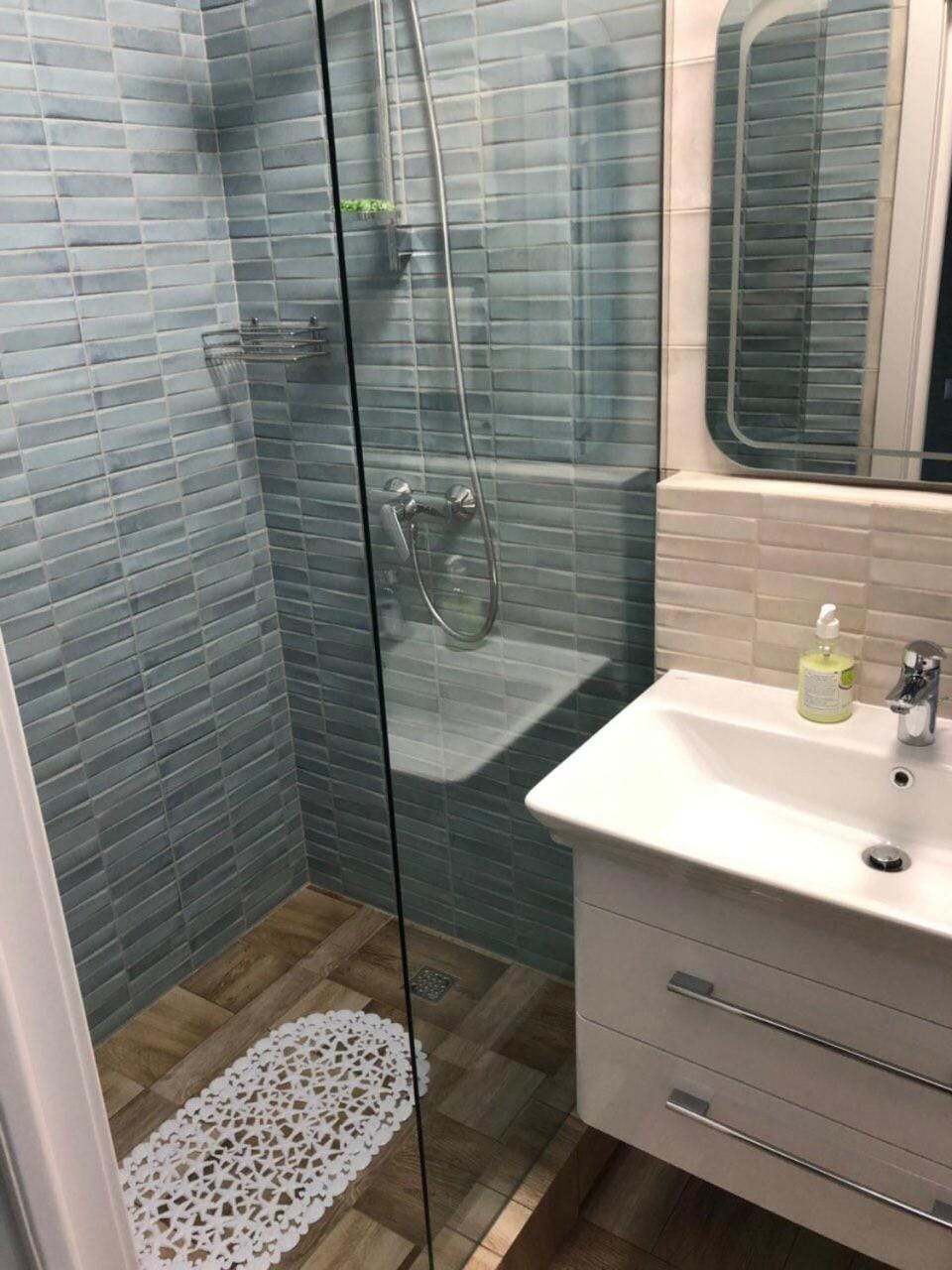 Shower, Toilet, Bathroom