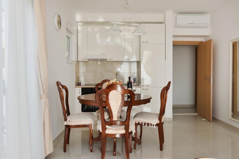 Villa Julia Apartment in Kotor Municipality