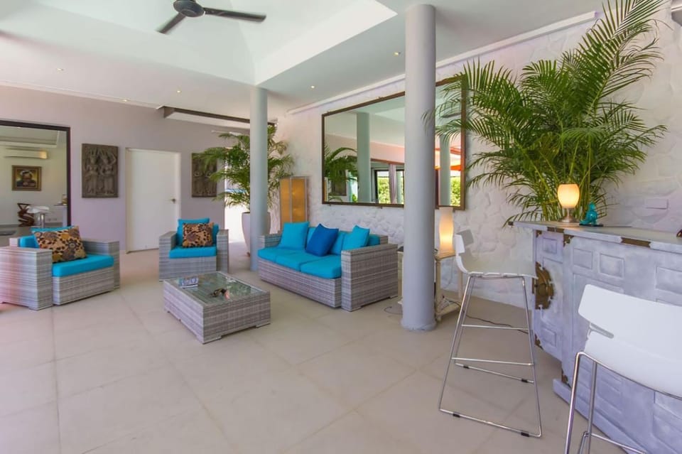 Property building, Patio, Seating area