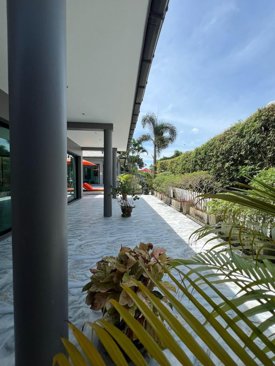 Property building, Day, Garden