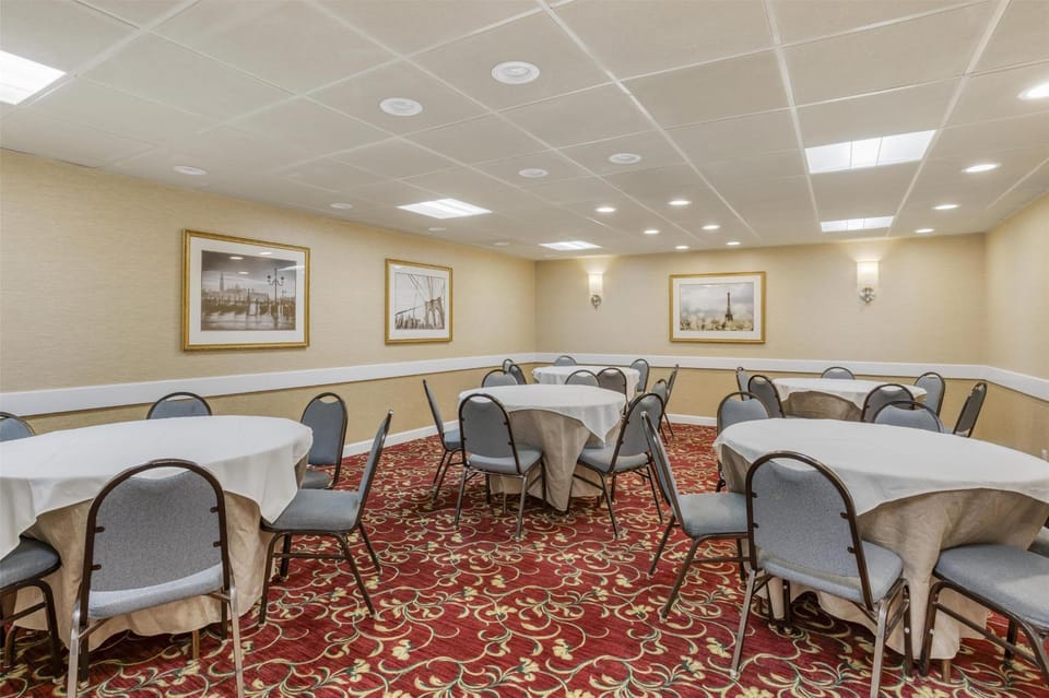Banquet/Function facilities
