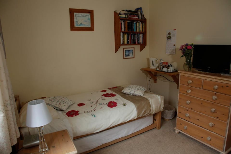 Two Hoots Bed and Breakfast Bed and Breakfast in Cherwell District