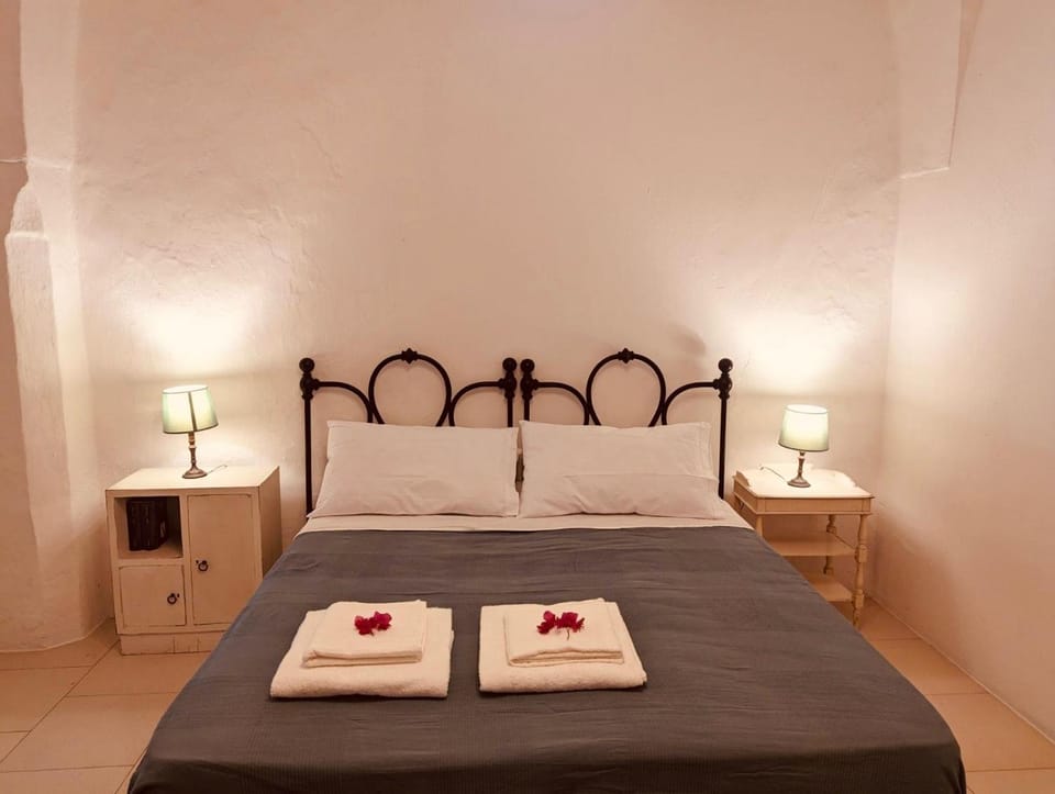 La Casetta Bianca, tipical Salento historic house House in Apulia