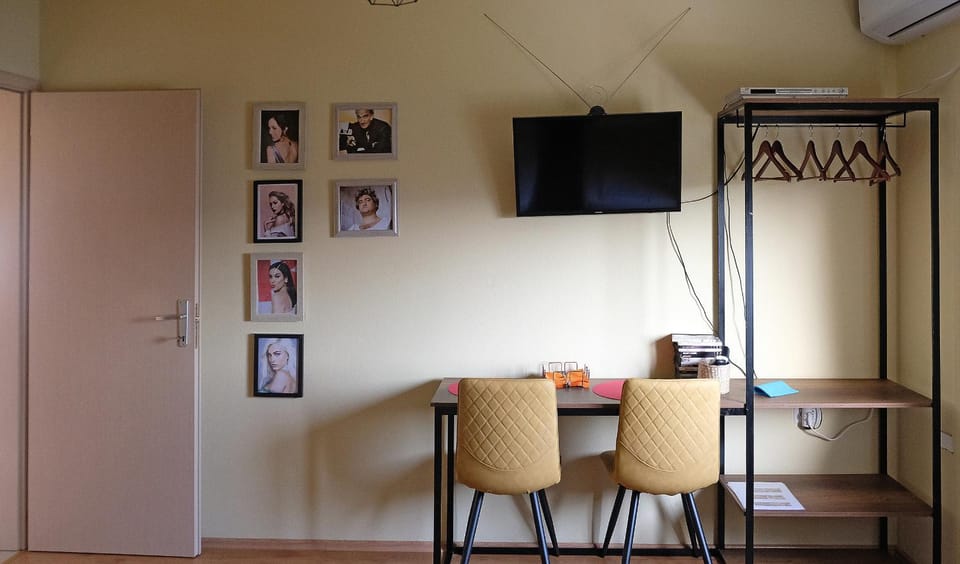 Friends Terrace Vacation rental in Tirana