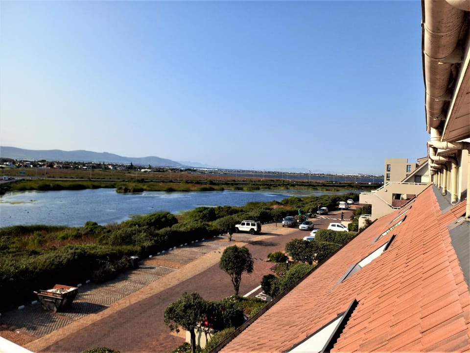 Property building, Lake view, Mountain view