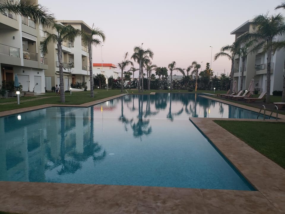 Property building, Swimming pool