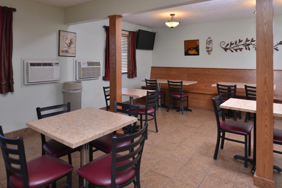 Cottonwood Inn and Conference Center Inn in Sioux City