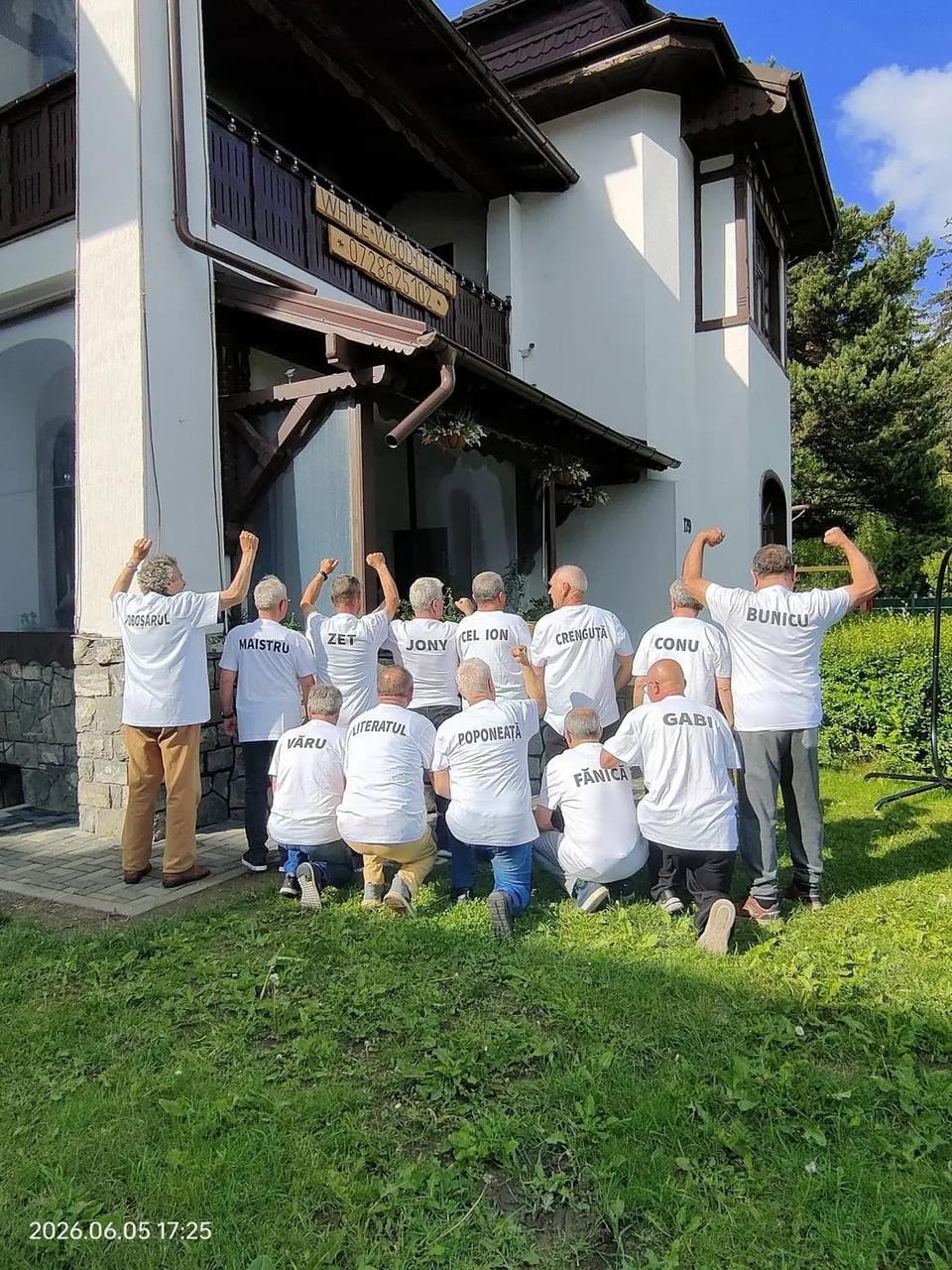 White Wood Chalet Bed and Breakfast in Prahova, Romania