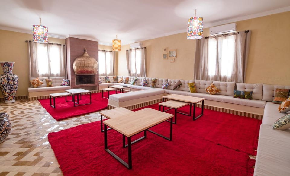 Communal lounge/ TV room, Lounge or bar