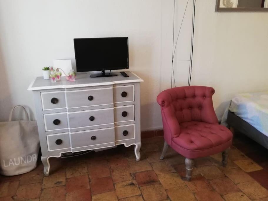 Studio ensoleillé, typique centre historique, wifi Apartment in Aix-en-Provence
