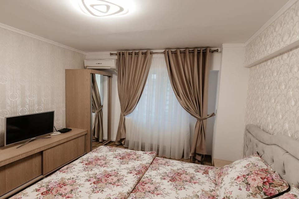 Luxury Radox Studio Buzau City Center Apartment in Romania