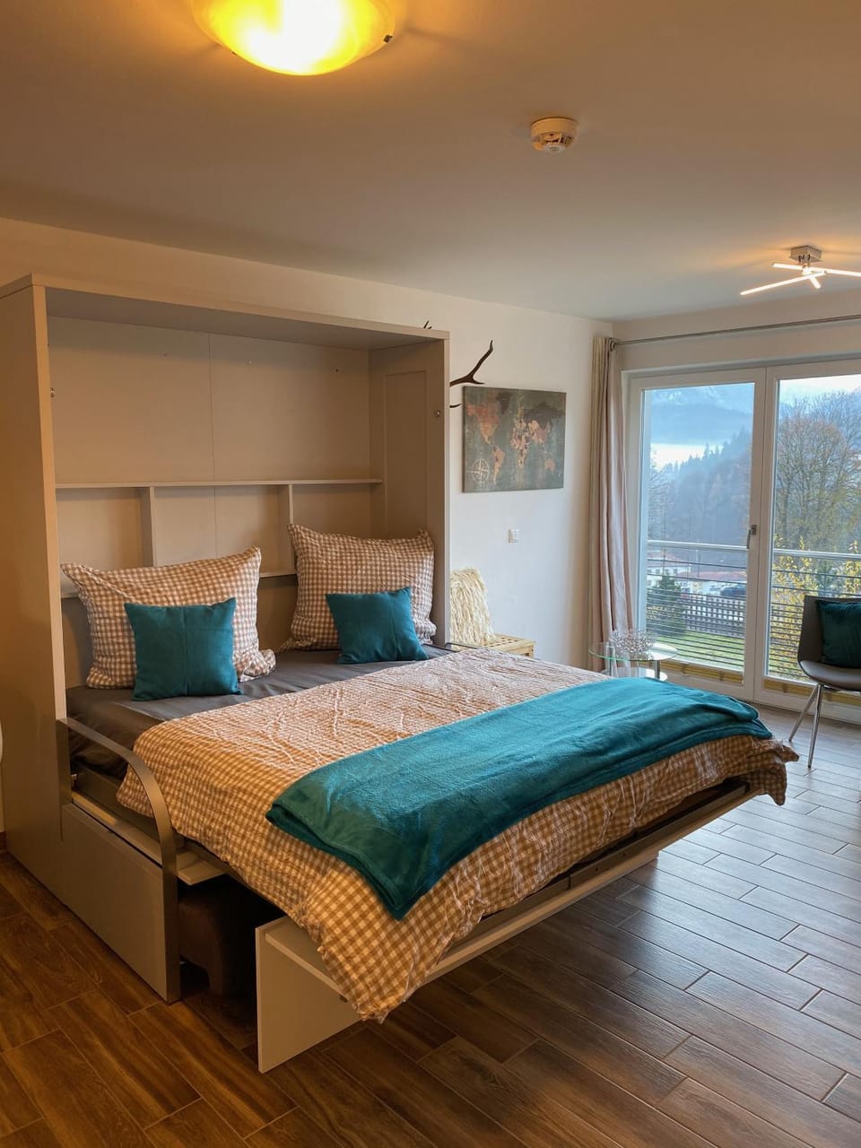 Living room, Bedroom
