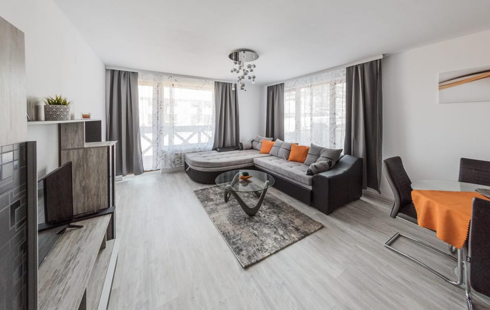 NEXT TO GONDOLA Stylish and Charming apartment Apartment in Bansko