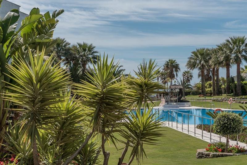 Beach Front apartment in Puerto Banus Apartment in Marbella