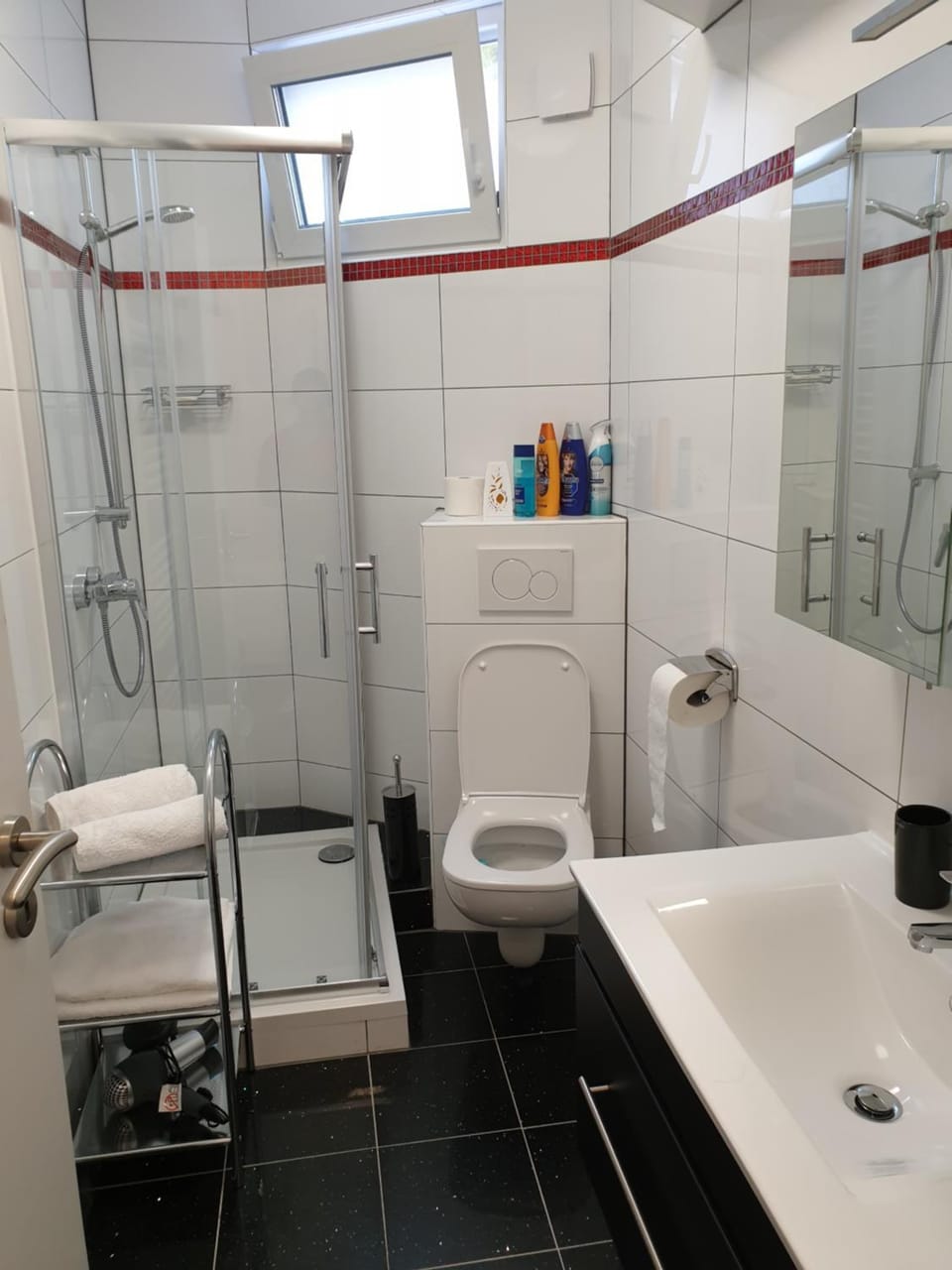 Shower, Toilet, Bathroom