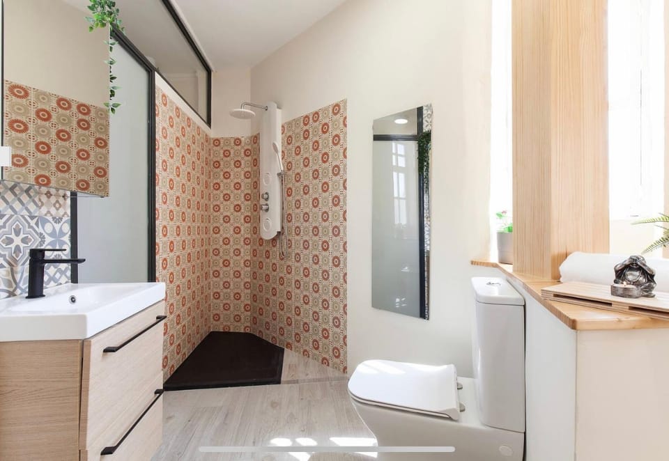 Toilet, Bathroom, Spa and wellness centre/facilities