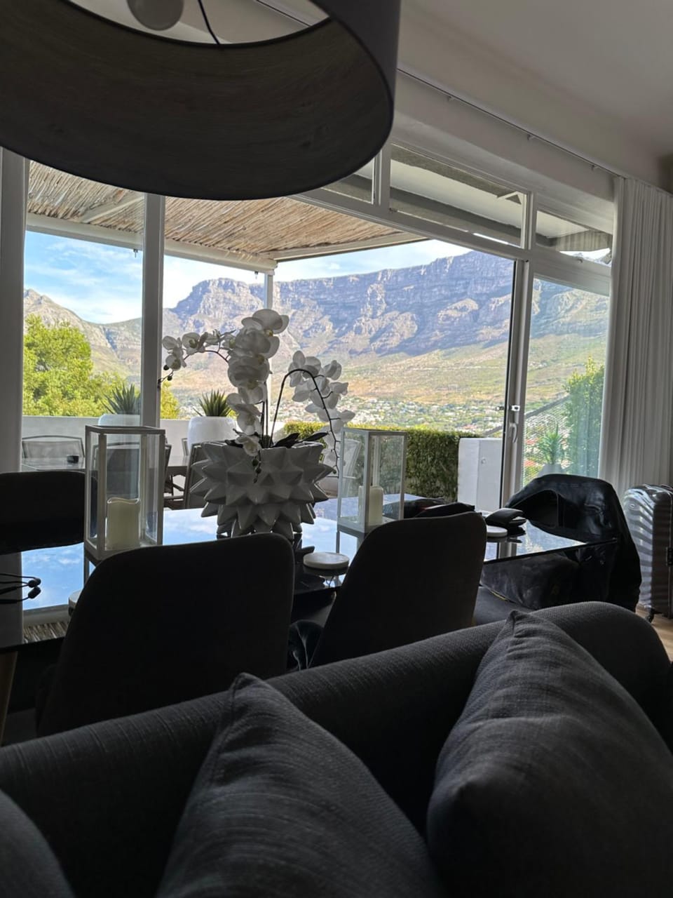 Incredible Cape Town Corner Apartment in Cape Town