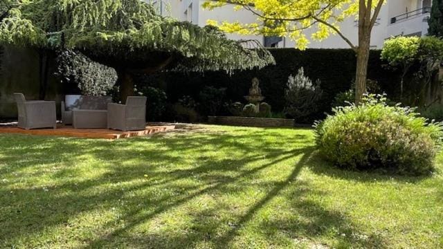 Inner courtyard view