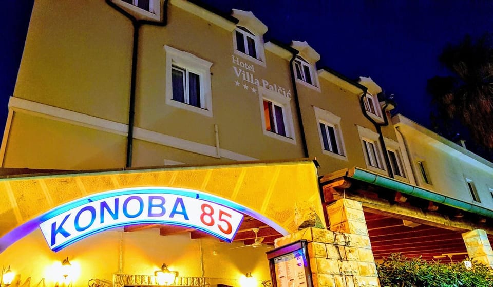 Villa Palčić Bed and Breakfast in Novalja