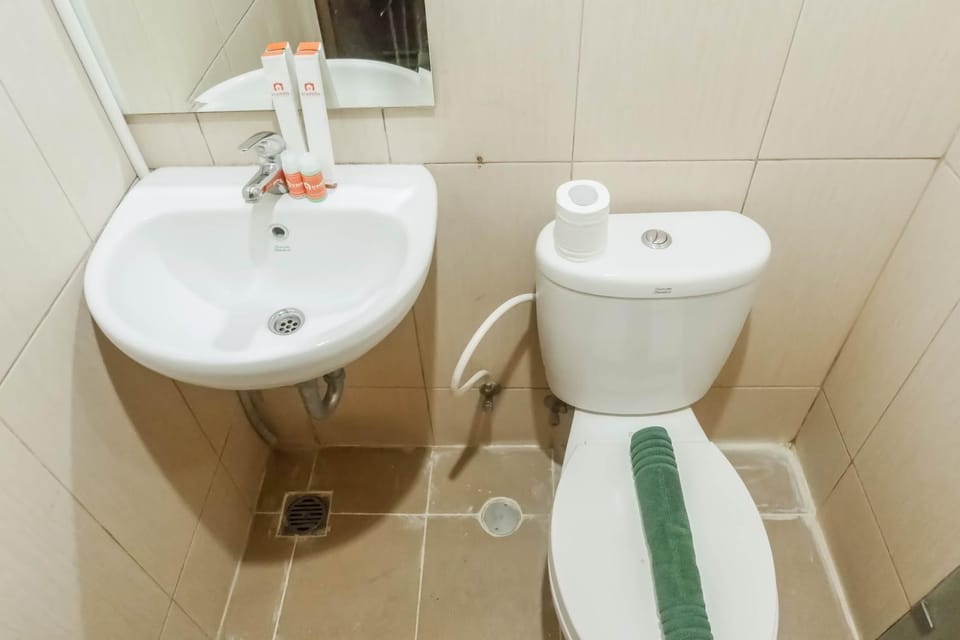 Relaxing Studio Apartment at Tamansari Papilio By Travelio Apartment in Surabaya