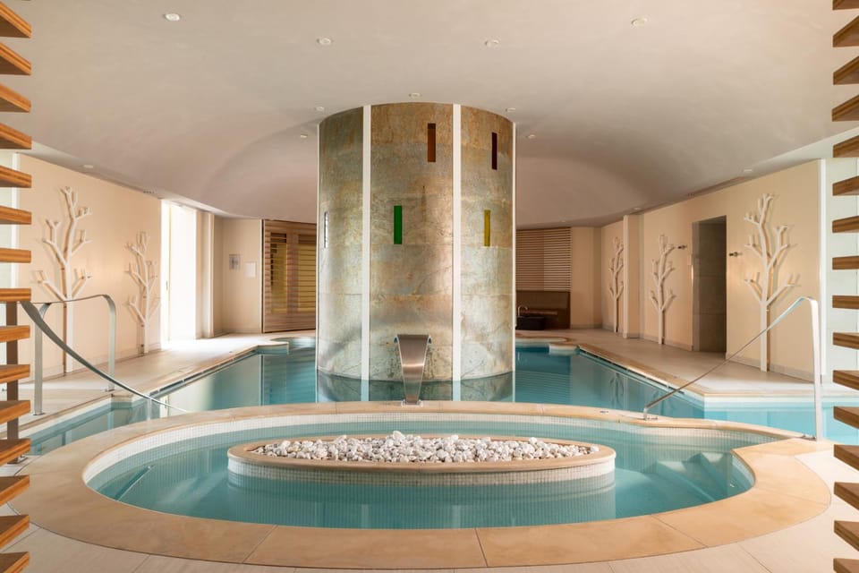 Spa and wellness centre/facilities, Swimming pool