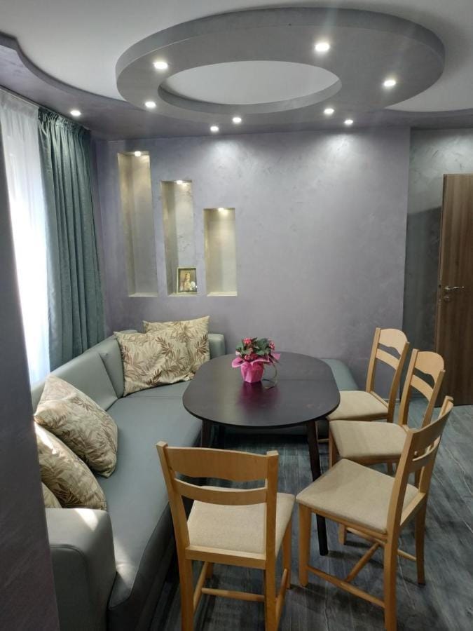 ВИЙГ Apartment in North Macedonia