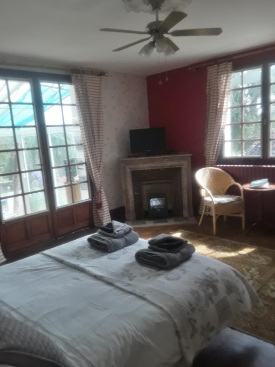 Touch of Spain in Rural France Bed and Breakfast in Nouvelle-Aquitaine