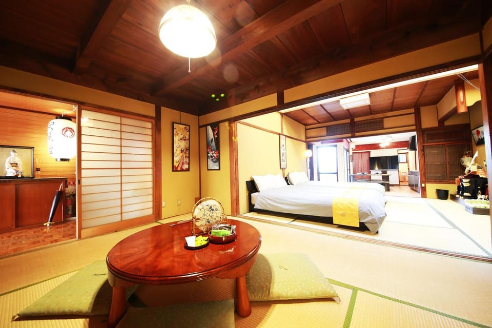 Bed, Living room, Bedroom