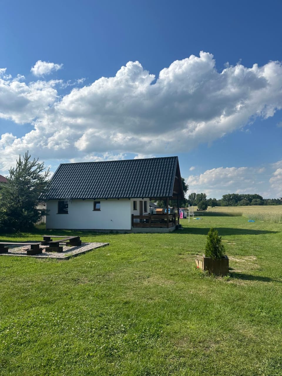 Domek letniskowy 6-osobowy całoroczny nad jeziorem Wilczyńskim, basen, jaccuzi, kajaki rowerki wodne bezpłatnie, duży plac zabaw i wiele udogodnień Nature lodge in Greater Poland Voivodeship