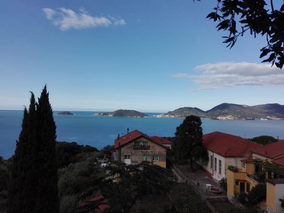 La Rosa Bed and Breakfast in Province of Massa and Carrara