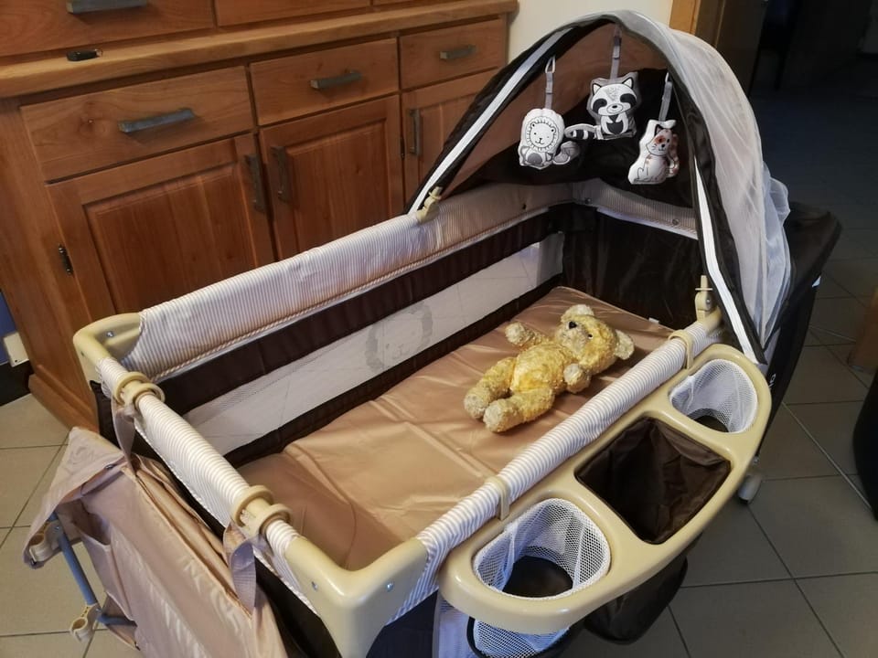 cot