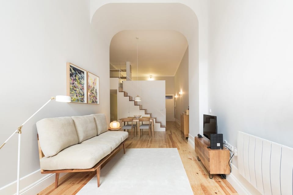 Communal lounge/ TV room, TV and multimedia, Seating area