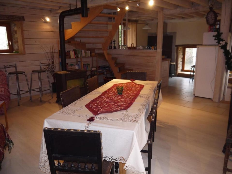 La Grange House in Bourgogne-Franche-Comté