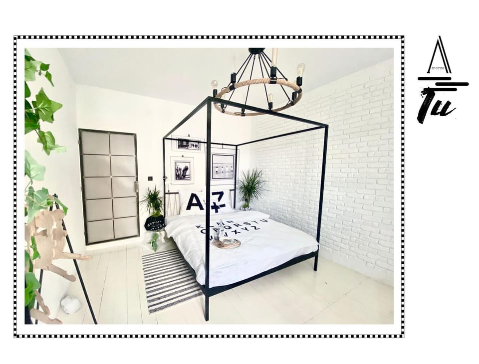 Living room, Bedroom