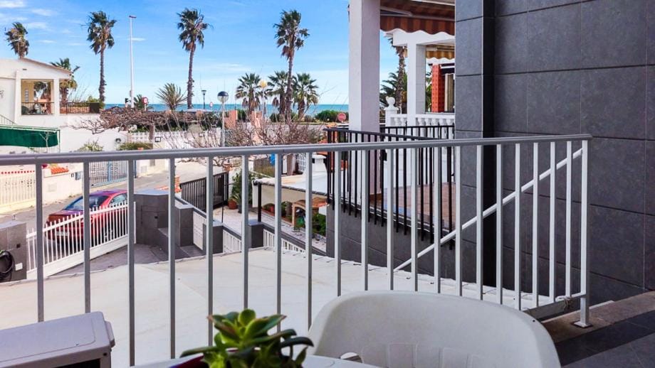 VivaBien Playa II - Apartamento a un paso del mar Apartment in Valencian Community