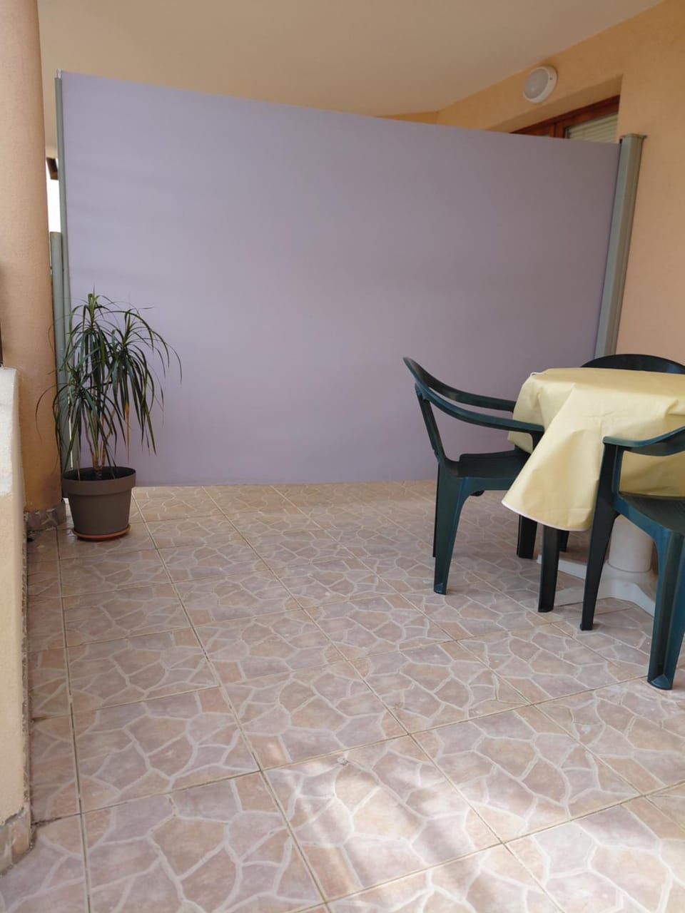 Студиа Мансарда Ненови Apartment in Pomorie