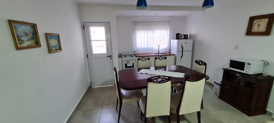 Dining area, kitchen