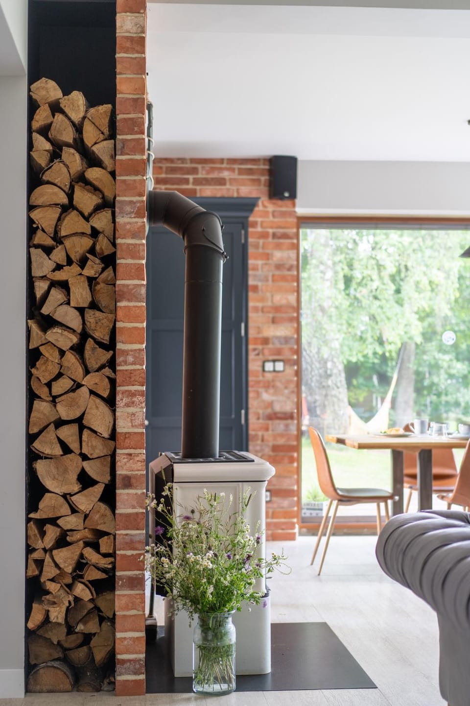 Living room, flat iron