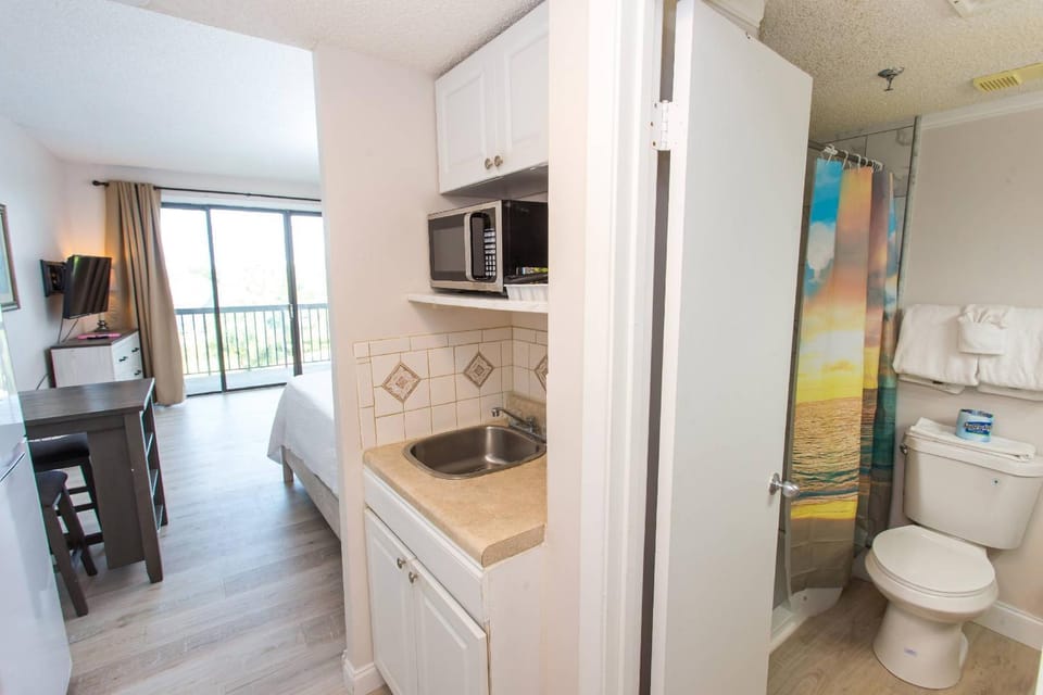 Pirates Bay Condominiums Unit 302A House in Fort Walton Beach