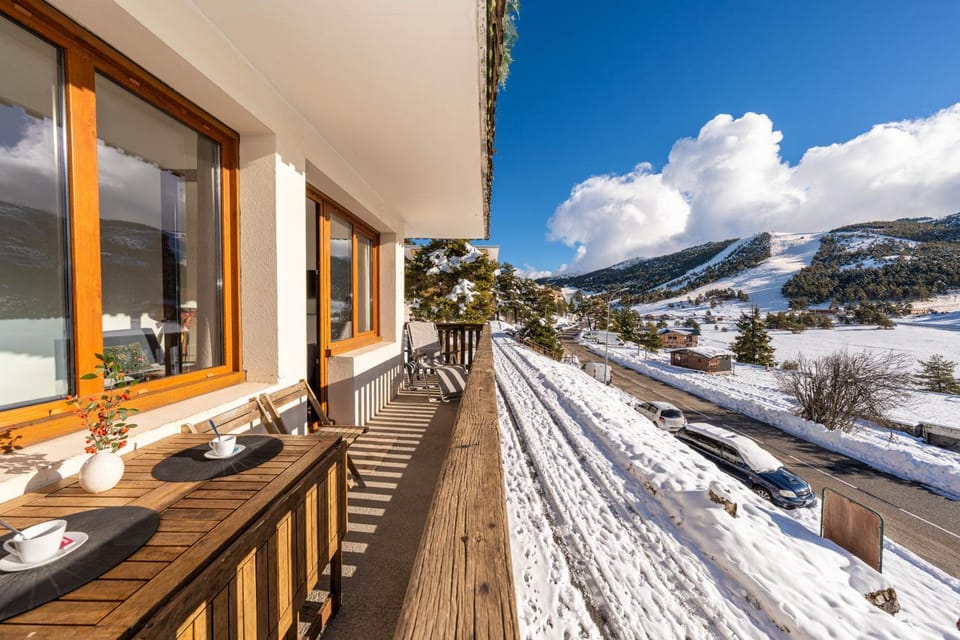 Panorama des Cimes - T3 avec Sauna privé et Vue imprenable sur la Station Apartment in Provence-Alpes-Côte d'Azur
