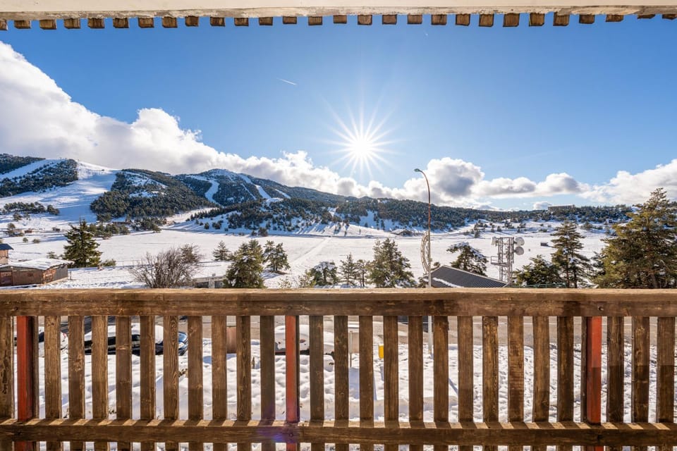 Panorama des Cimes - T3 avec Sauna privé et Vue imprenable sur la Station Apartment in Provence-Alpes-Côte d'Azur
